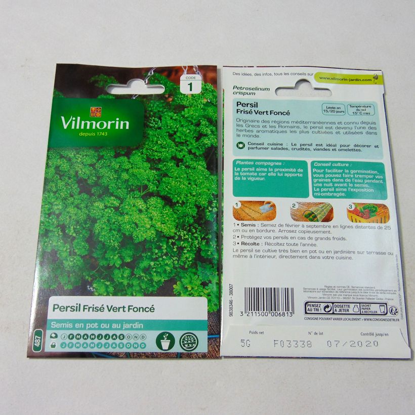 Esempio di esemplare Prezzemolo riccio Verde scuro - Vilmorin sacchetto di semi 3000 (5g) come consegnato