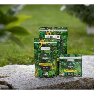 Serbatoio d'acqua solido, ritenitore idrico. Little jungle